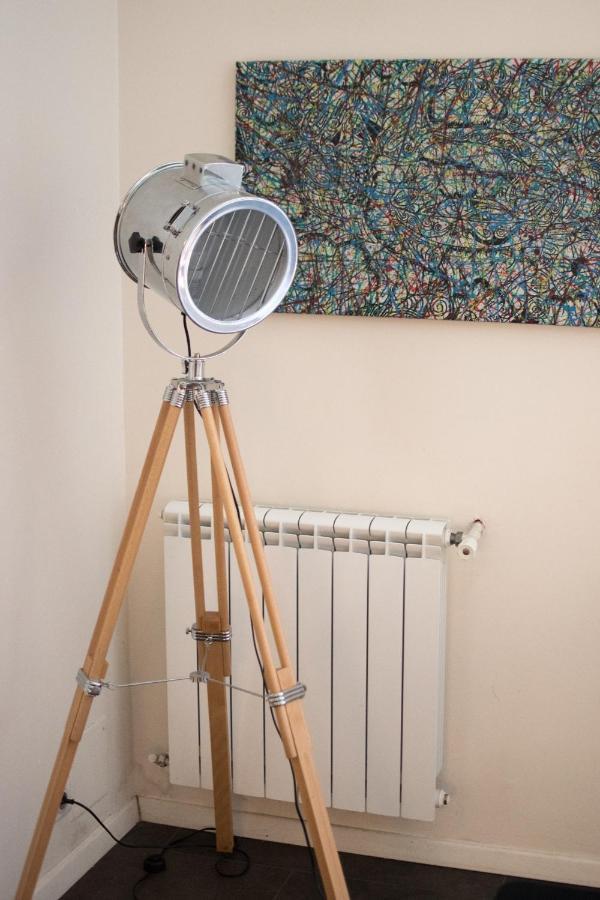Divonne - Loft Cosy Avec Jardin Partage Apartment อาร์ลส์ ภายนอก รูปภาพ