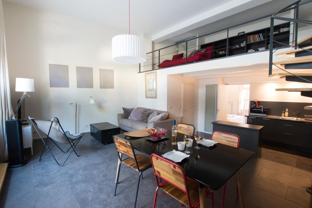 Divonne - Loft Cosy Avec Jardin Partage Apartment อาร์ลส์ ภายนอก รูปภาพ