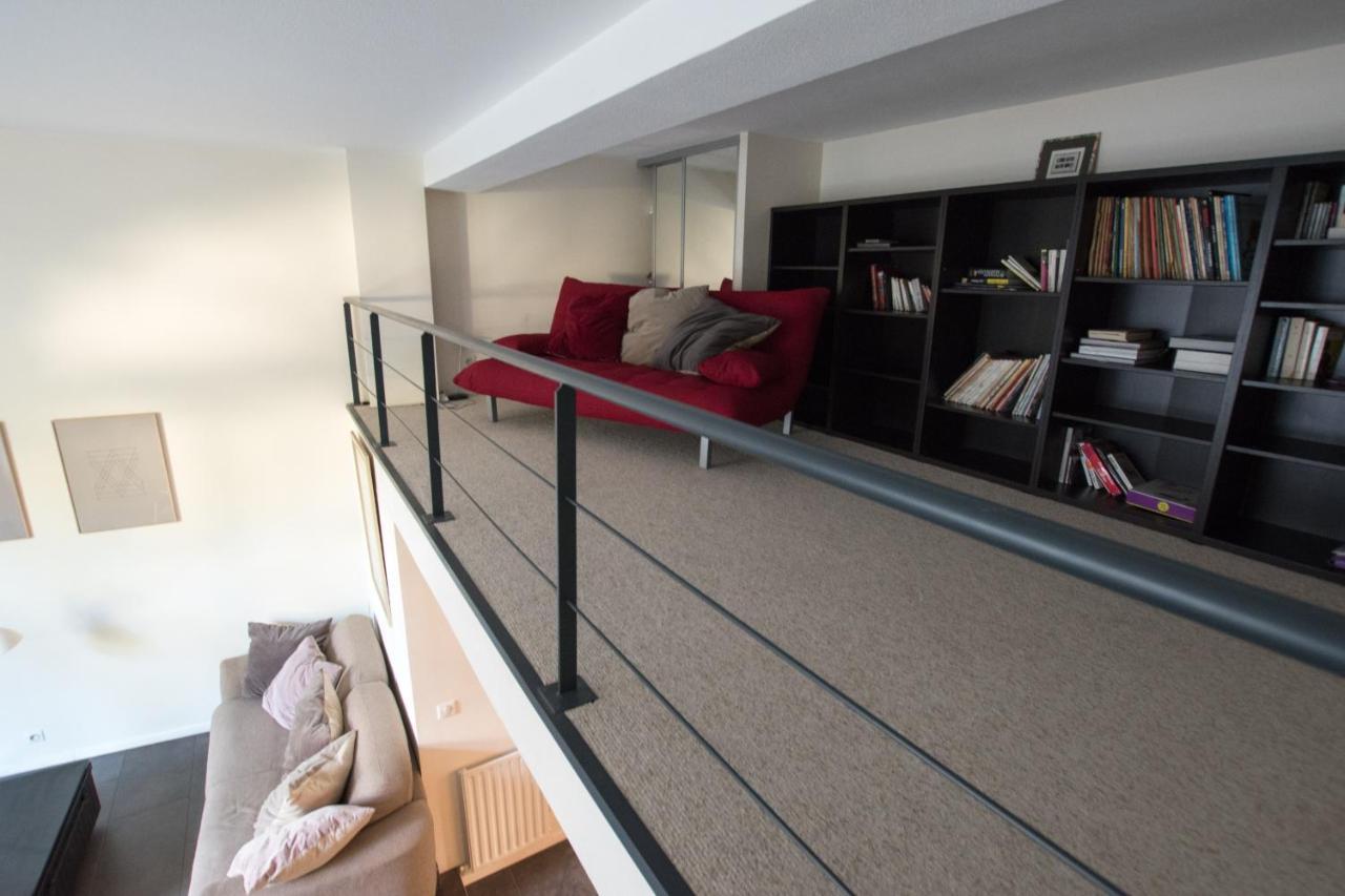 Divonne - Loft Cosy Avec Jardin Partage Apartment อาร์ลส์ ภายนอก รูปภาพ