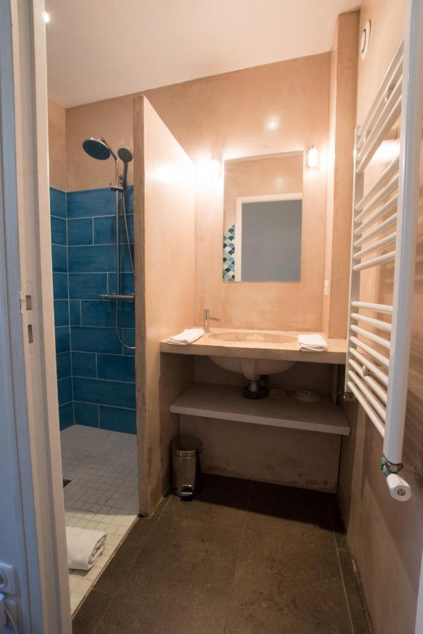 Divonne - Loft Cosy Avec Jardin Partage Apartment อาร์ลส์ ภายนอก รูปภาพ
